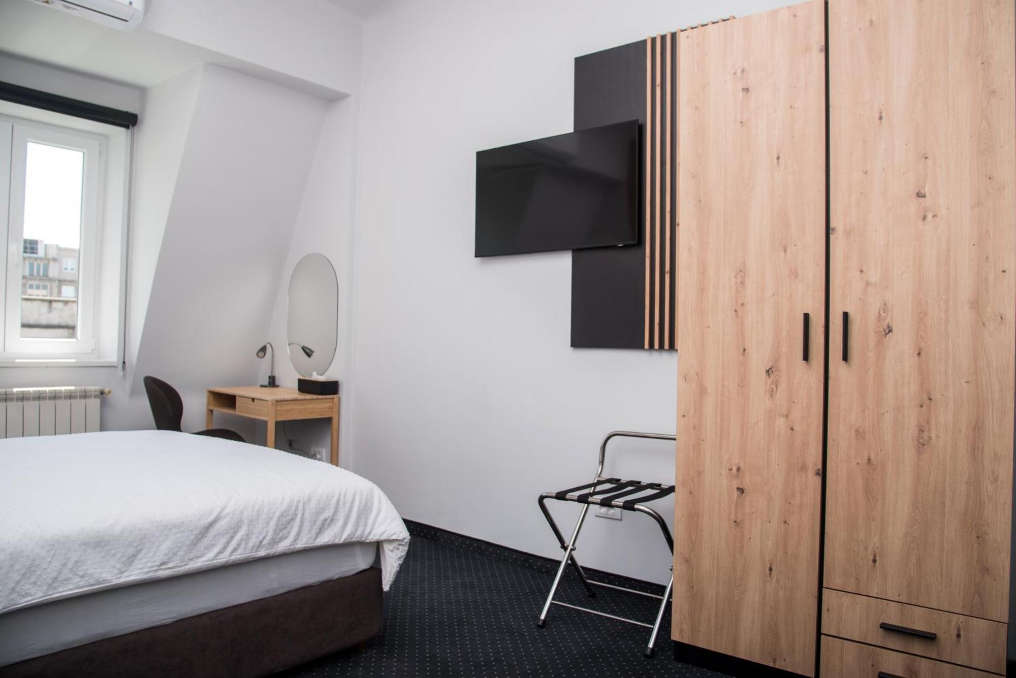 Republic Square Luxury Suites 贝尔格莱德 外观 照片