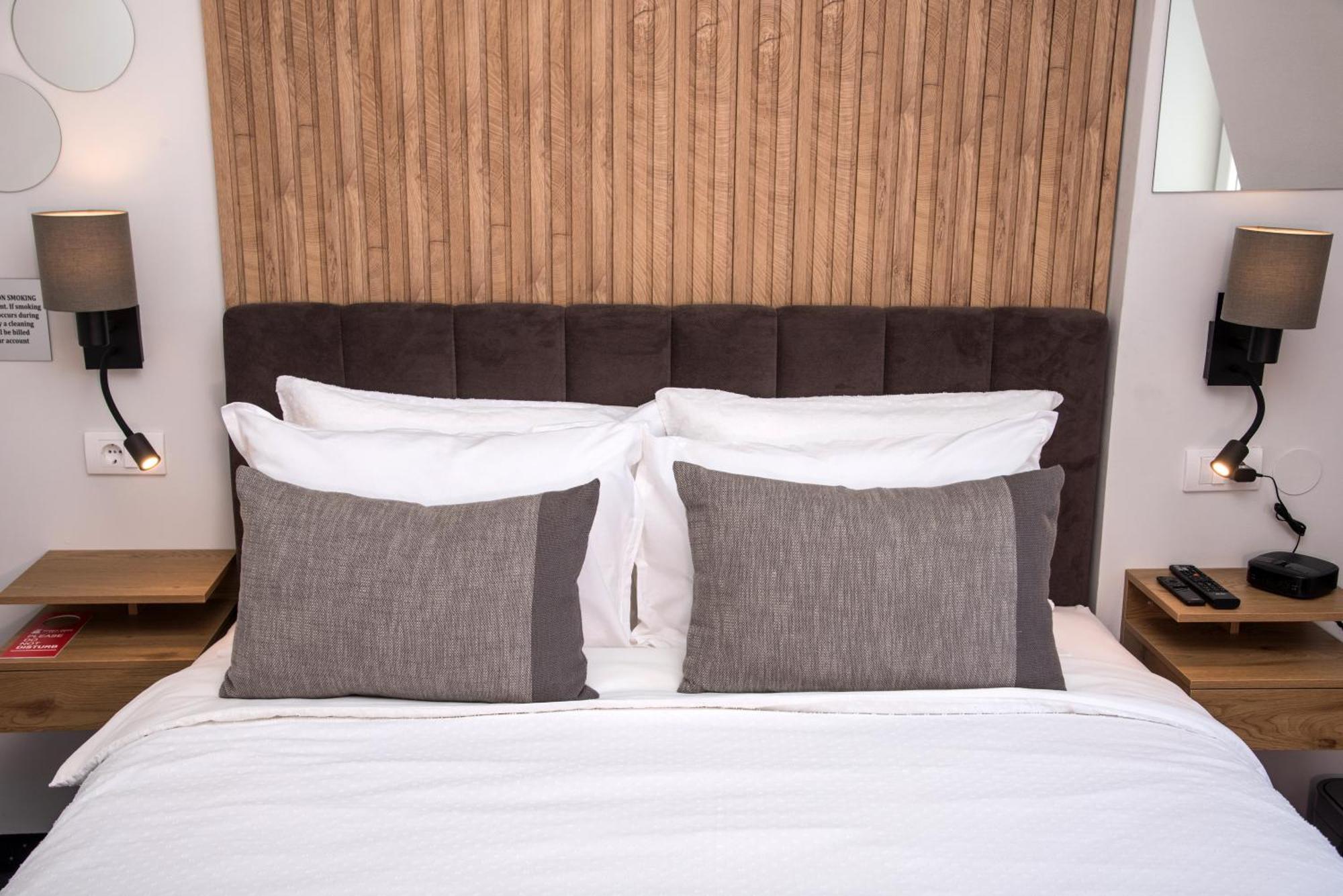 Republic Square Luxury Suites 贝尔格莱德 外观 照片